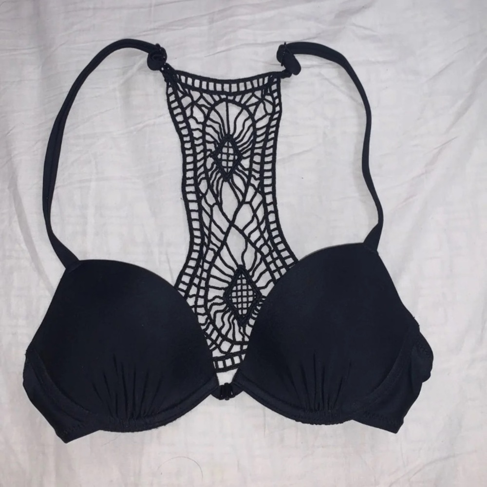 Cute Black Push-up Bikini Top